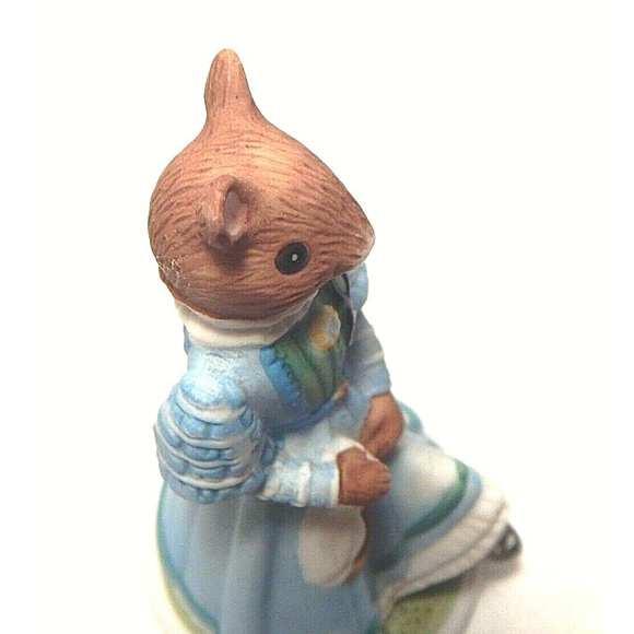 Winsome The Woodmouse Family Mouse Figurine - Picture 5 of 7